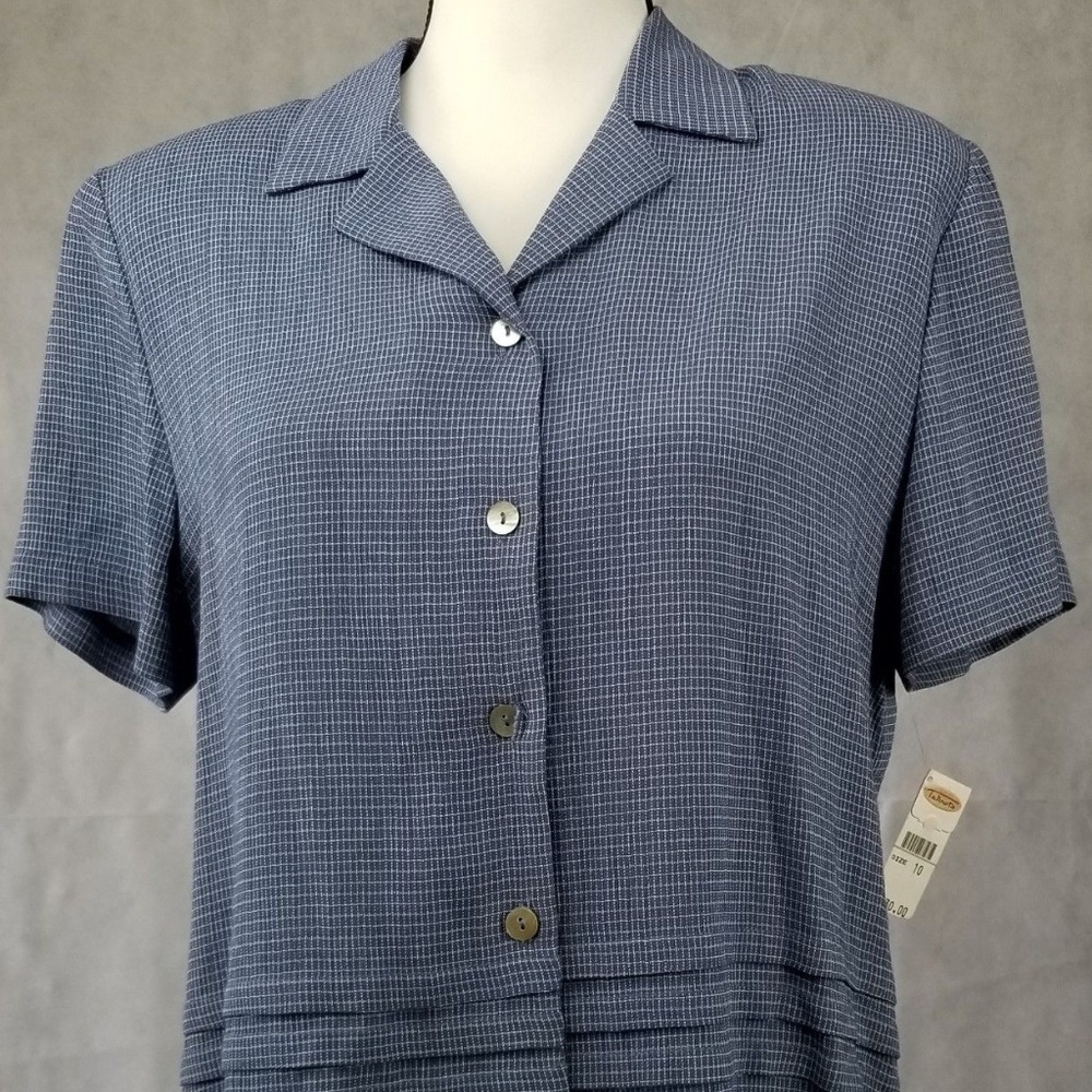 Talbots VTG Womens Blouse Size 10 Short Sleeves